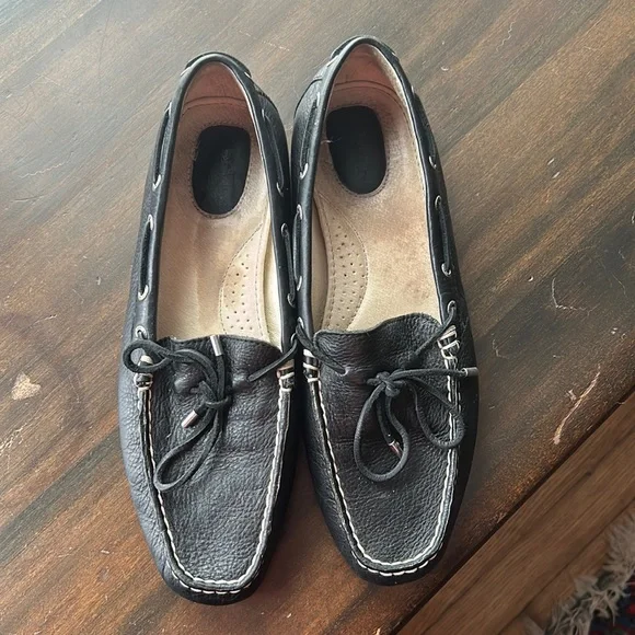 Sperry black loafers deals